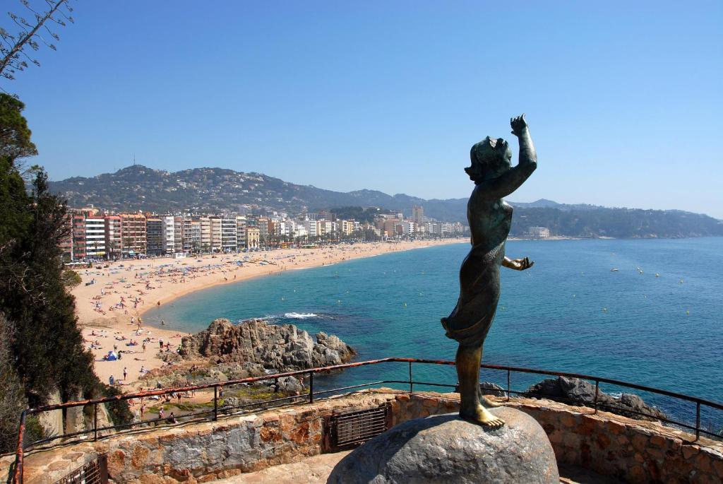 Hotel Castella Lloret de Mar Exterior foto